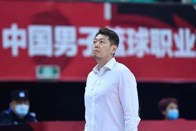 免费无遮挡在线观看